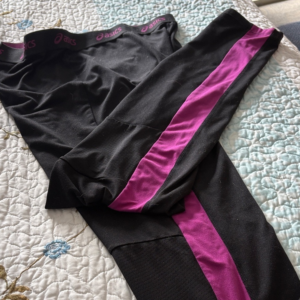 Bundle of French Laundry Black Leggings & ASICS Black & Purple Leggings Size L - Picture 3 of 10